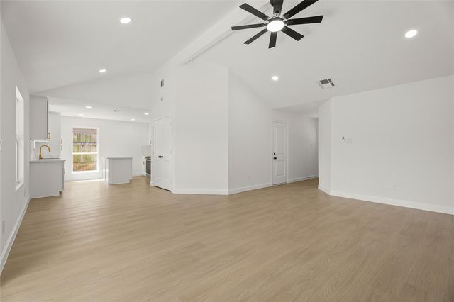 2403 Heather Ridge Court, Webster, TX 77598