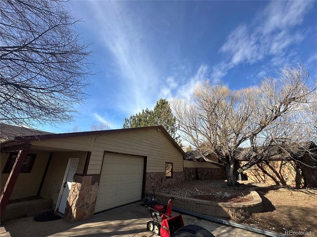 1205 King Dr, Loveland, CO 80537