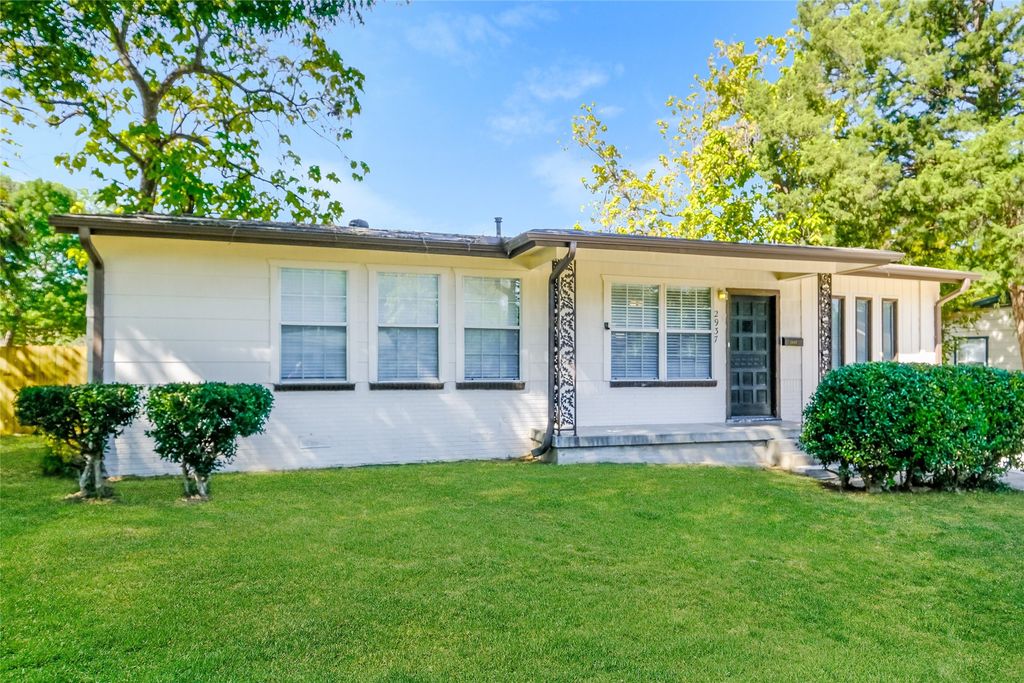 2937 Larry Drive, Garland, TX 75041