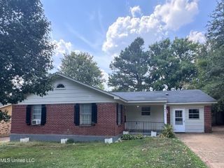 8355 Greenbrook Parkway, Southaven, MS 38671