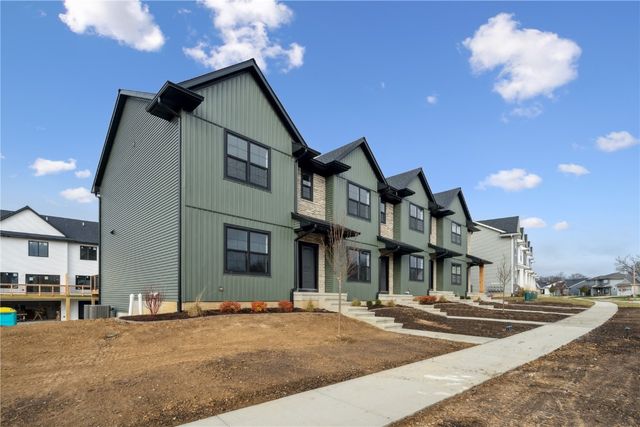 4707 Preston Lane, Iowa City, IA 52246