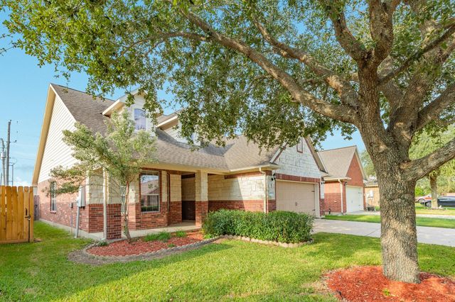 1025 Luke Drive, Alvin, TX 77511