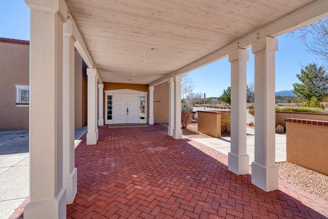 61 TWIN ARROW Drive, Sandia Park, NM 87047