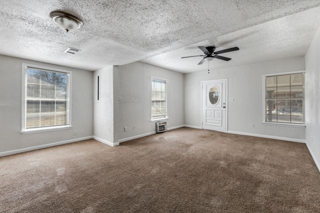 1125 E Palestine Street, Mexia, TX 76667