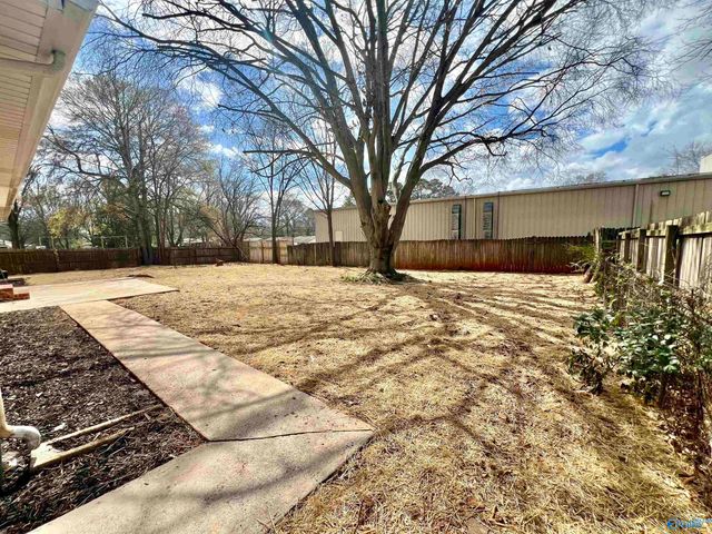 417 Hillmont Drive, Huntsville, AL 35805