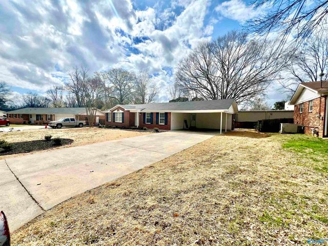 417 Hillmont Drive, Huntsville, AL 35805