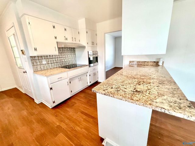 417 Hillmont Drive, Huntsville, AL 35805