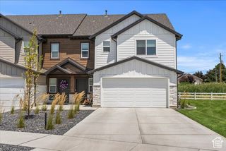 1694 W 2975 S #F, Syracuse, UT 84075