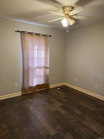 1216 N Point Lane, North Little Rock, AR 72118