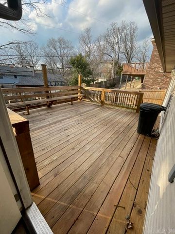 1216 N Point Lane, North Little Rock, AR 72118