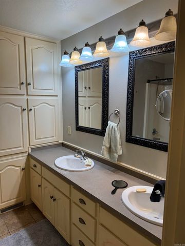 1216 N Point Lane, North Little Rock, AR 72118