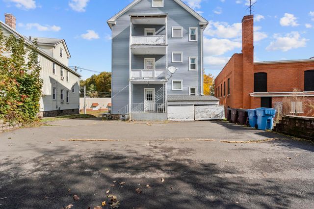 17 Kensington Avenue, New Britain, CT 06051