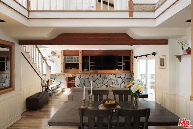 2907 El Caminito Street, La Crescenta, CA 91214