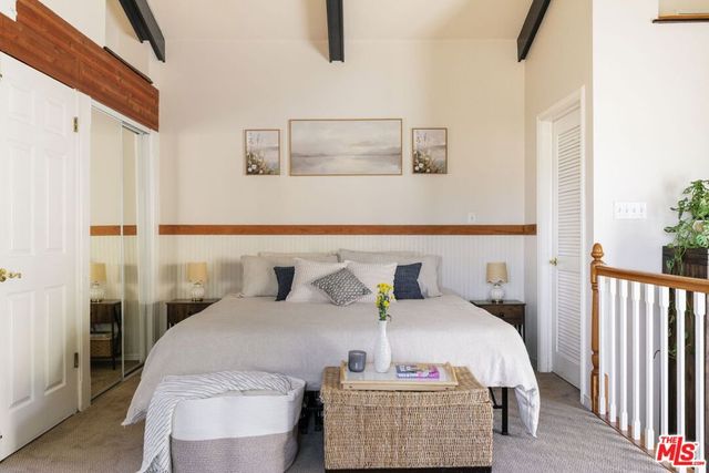 2907 El Caminito Street, La Crescenta, CA 91214