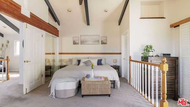 2907 El Caminito Street, La Crescenta, CA 91214