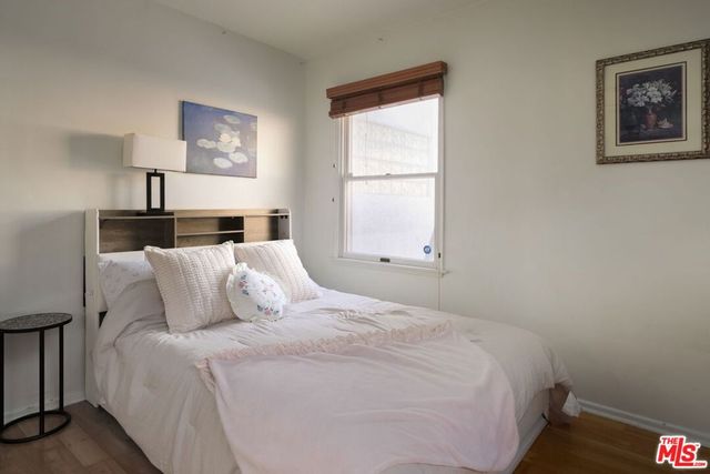 2907 El Caminito Street, La Crescenta, CA 91214