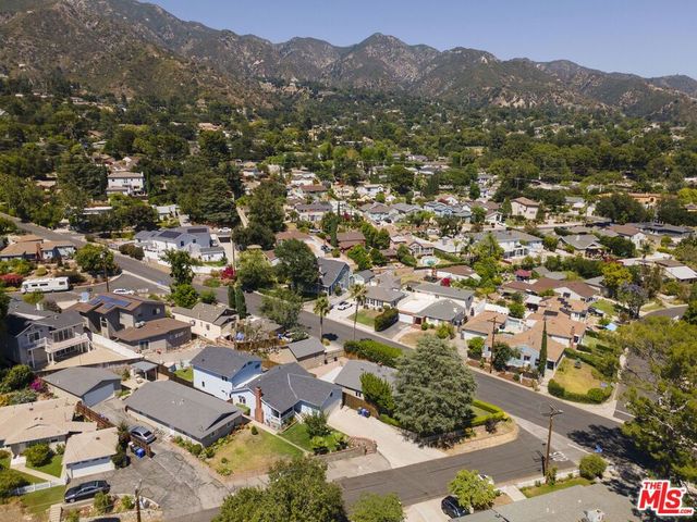 2907 El Caminito Street, La Crescenta, CA 91214
