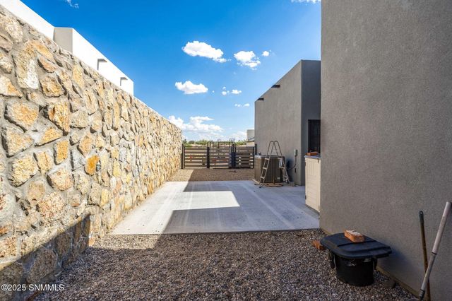 4533 Mesa Monte Drive, Las Cruces, NM 88011