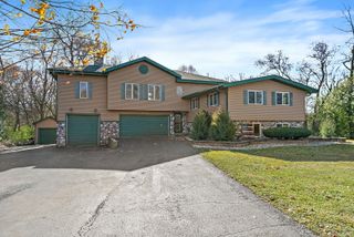 9513 Elm Lane, Crystal Lake, IL 60014