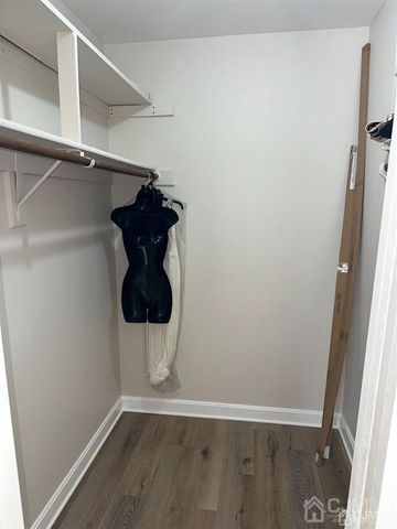 14 Albury Way, North Brunswick, NJ 08902