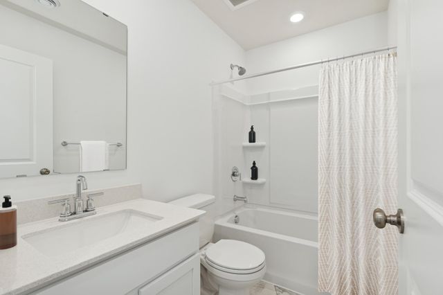 1924 Ironwood Drive, Carver, MN 55315