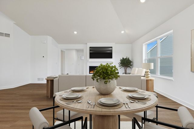 1924 Ironwood Drive, Carver, MN 55315