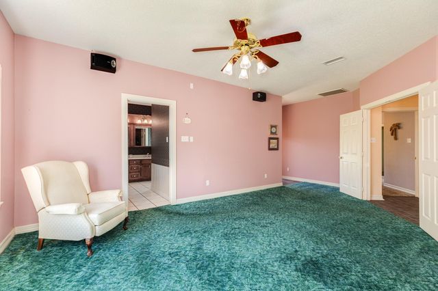 55 Mandevilla Court, Lake Jackson, TX 77566