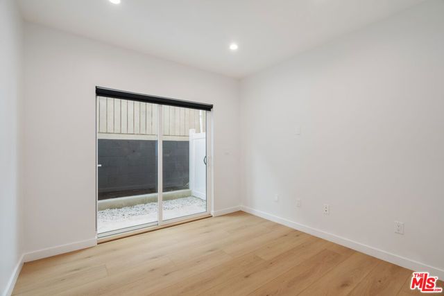 6765 Lexington Avenue B, Los Angeles, CA 90038