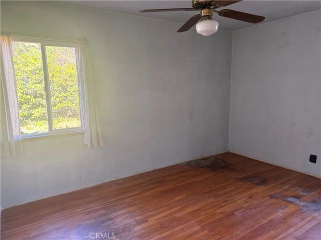 19131 Lanark, Reseda, CA 91335