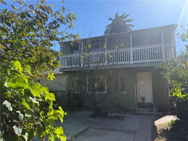 19131 Lanark, Reseda, CA 91335