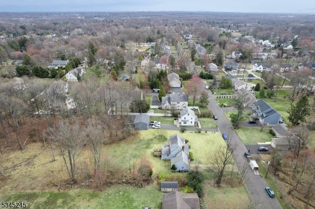 1535 Frank St, Scotch Plains Twp., NJ 07076