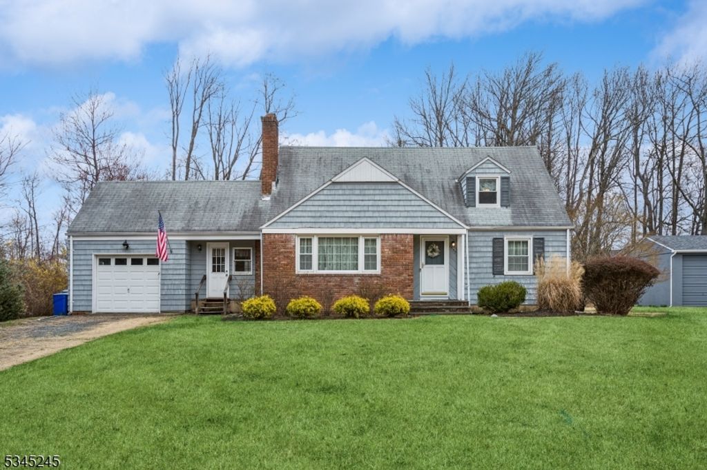 1535 Frank St, Scotch Plains Twp., NJ 07076