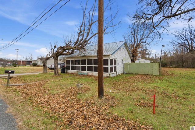 821 Leiberman Street, Paducah, KY 42003