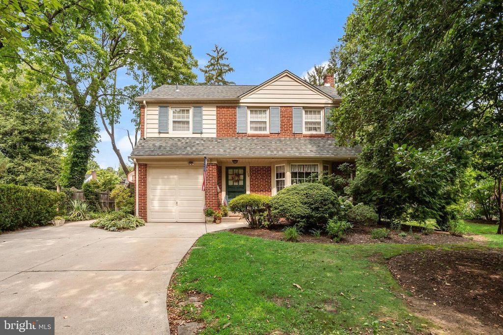 129 MERION RD, Cherry Hill, NJ 08002