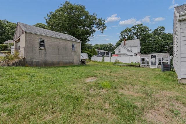 42 B St, Lynn, MA 01905