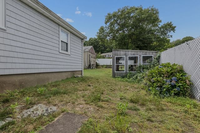 42 B St, Lynn, MA 01905