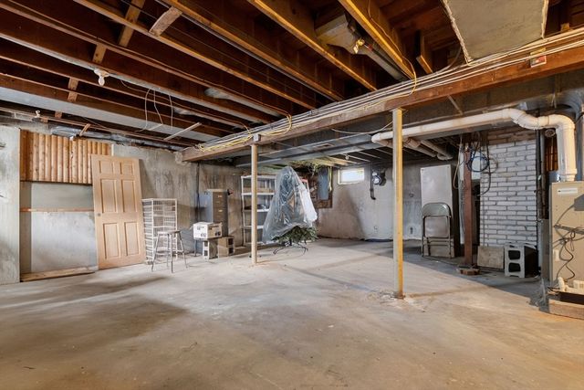 42 B St, Lynn, MA 01905