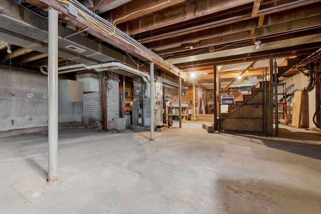 42 B St, Lynn, MA 01905