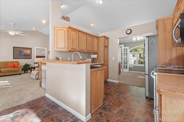840 Glenwood Avenue, Muskegon, MI 49445