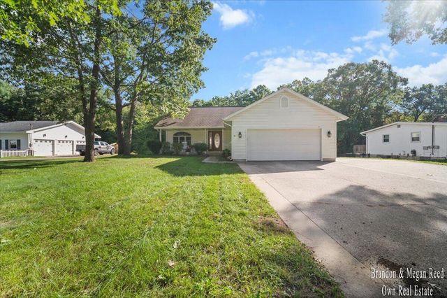 840 Glenwood Avenue, Muskegon, MI 49445