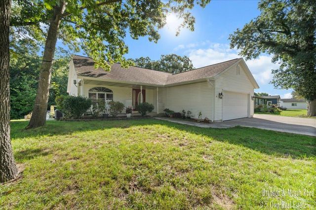 840 Glenwood Avenue, Muskegon, MI 49445