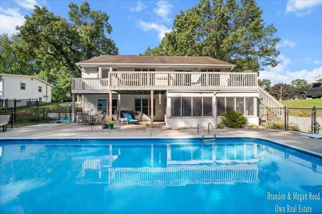 840 Glenwood Avenue, Muskegon, MI 49445