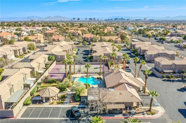 9346 Horizon Vista Lane, Las Vegas, NV 89117