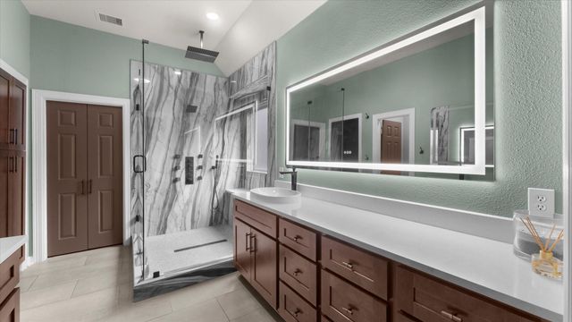 7406 Stonebridge Creek Lane, Humble, TX 77396