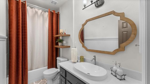 7406 Stonebridge Creek Lane, Humble, TX 77396