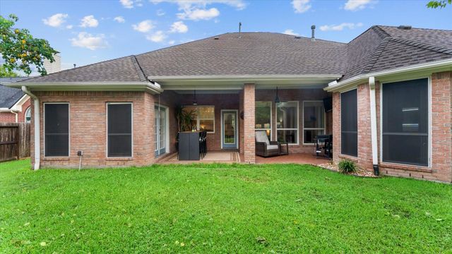 7406 Stonebridge Creek Lane, Humble, TX 77396