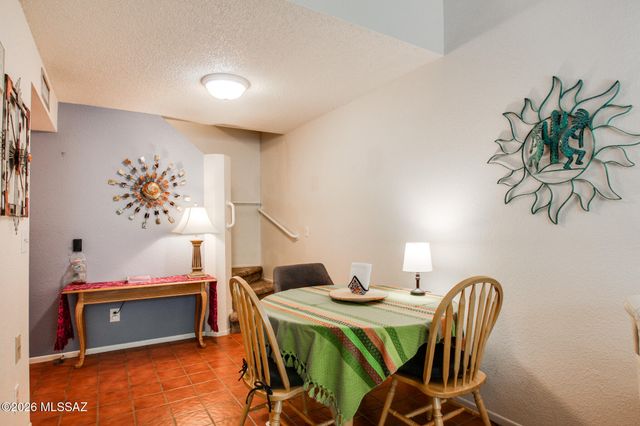 3109 E Corte De La Raqueta, Tucson, AZ 85716