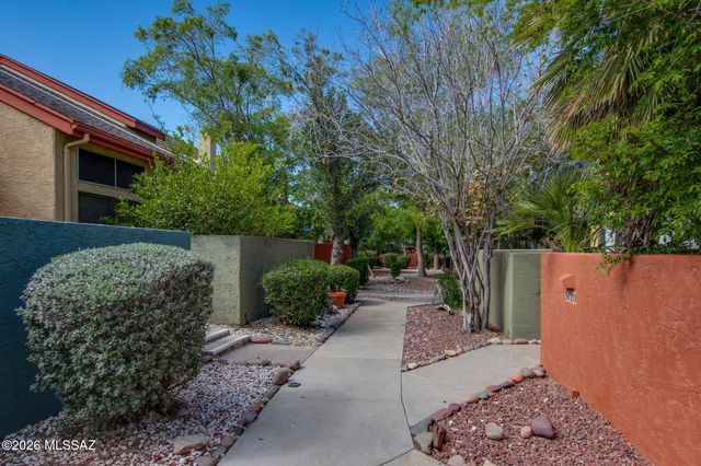3109 E Corte De La Raqueta, Tucson, AZ 85716