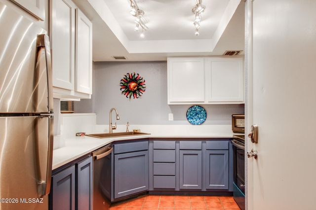 3109 E Corte De La Raqueta, Tucson, AZ 85716