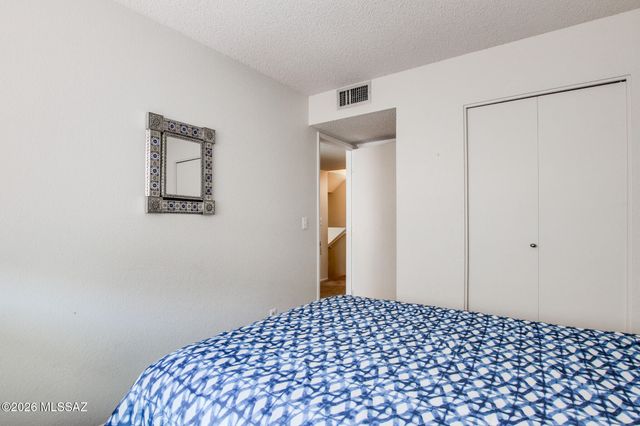 3109 E Corte De La Raqueta, Tucson, AZ 85716